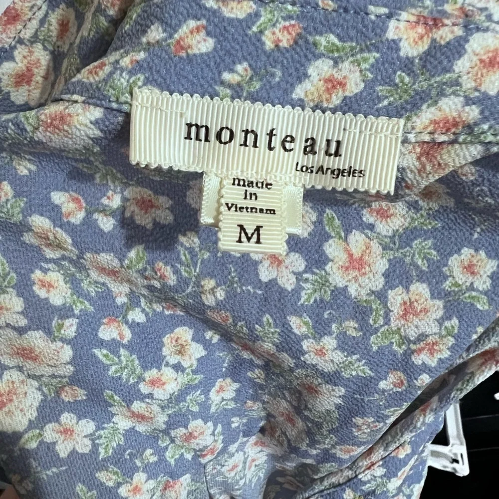 Monteau Los Angeles Button Front Midi Dress in Blue Floral - Picture 6 of 13